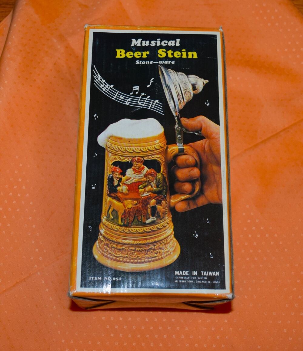 Rare Vintage MUSICAL BEER STEIN Stone-Ware Made in Taiwan #651 New in Box